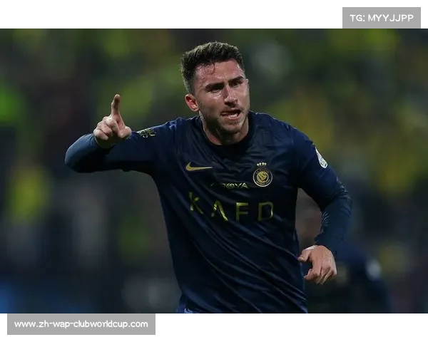 拉波尔特甘愿降薪加盟皇马引发总裁的不满与争议 拉波尔特甘愿降薪加盟皇马引发总裁的不满与争议