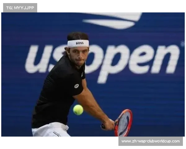 季米特洛夫逆袭晋级四强展现顶尖网球实力与不屈斗志 季米特洛夫逆袭晋级四强展现顶尖网球实力与不屈斗志